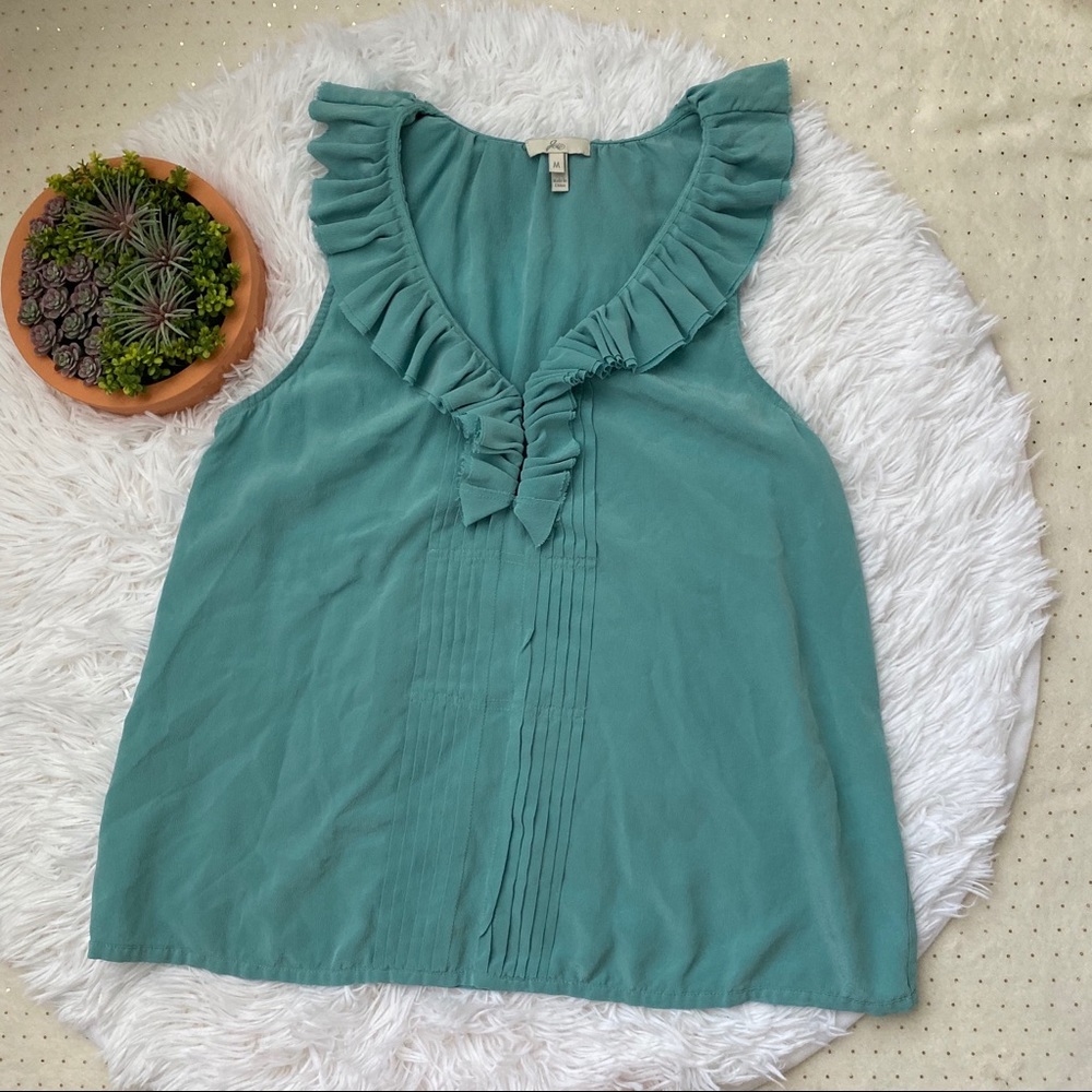 Joie 100% Silk Blue Ruffle Neck Sleeveless Blouse